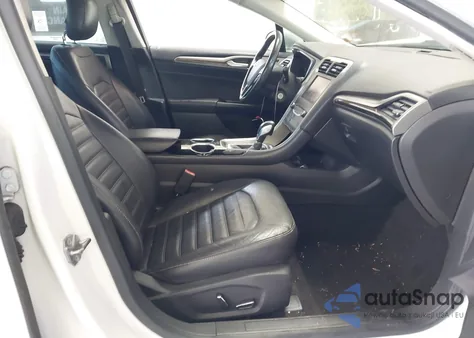 2013 Ford Fusion Se z USA, uszkodzony, nr VIN 3FA6P0HR6DR127033